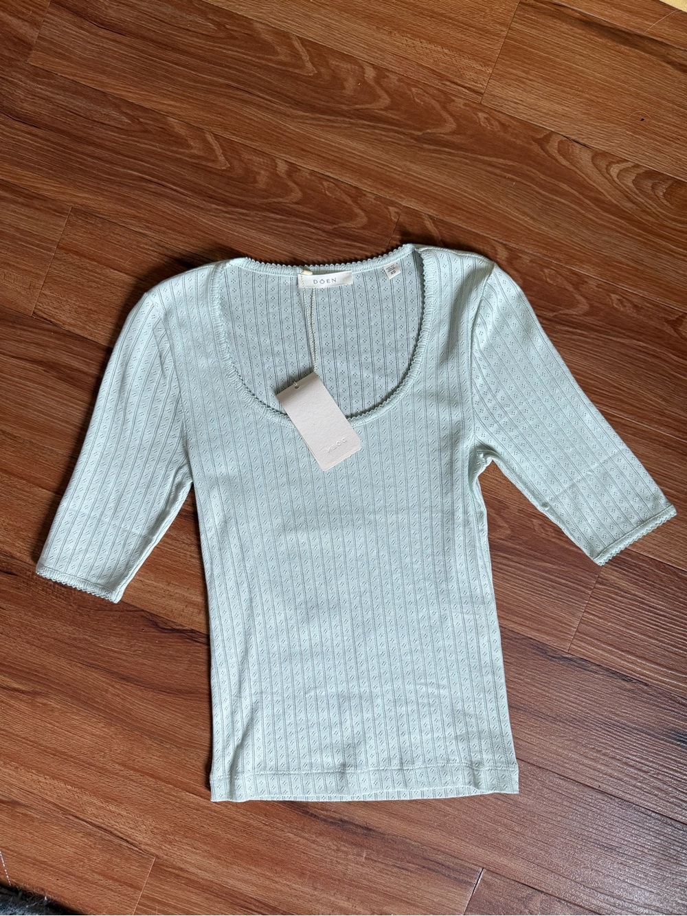 NWT Anthia Tee xs